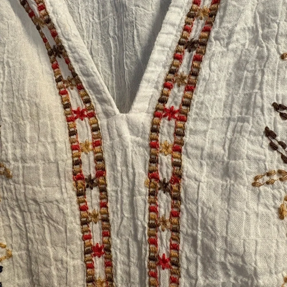 J. Jill White Embroidered Blouse - Picture 3 of 7